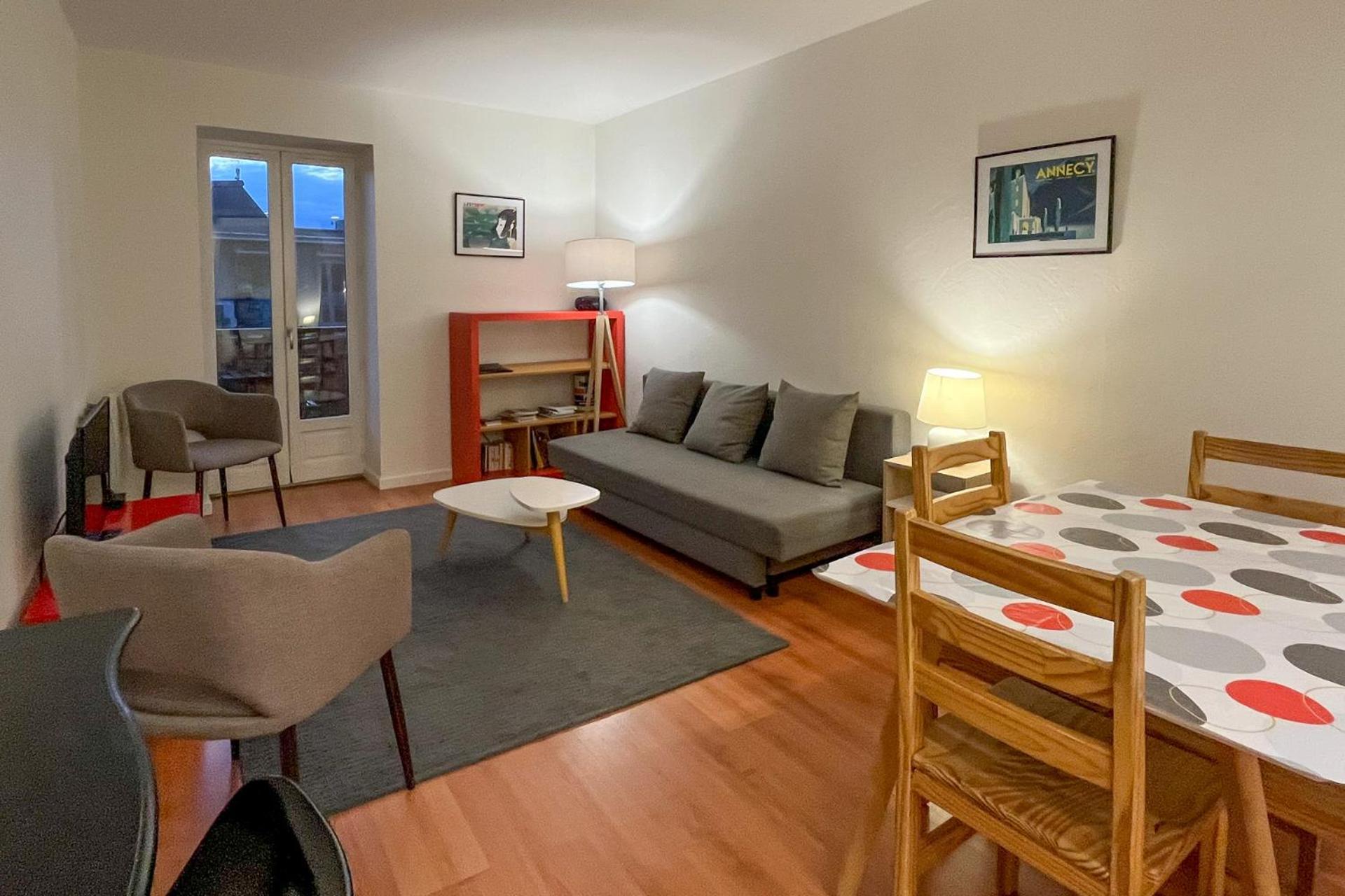 Appartement idéal en plein centre ville proche lac Annecy Extérieur photo